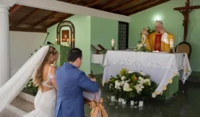Matrimonio del congresista Erwin Arias.