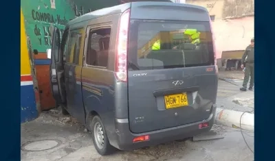 Van donde se movilizaba la víctima.