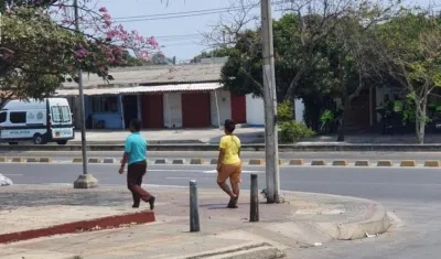 La Policía en el lugar de los hechos.