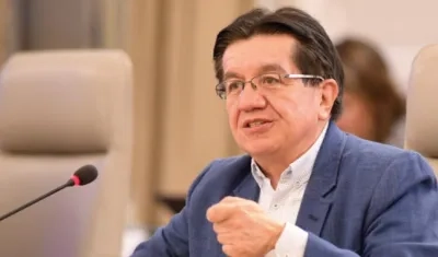 Fernando Ruiz, Ministro de Salud.