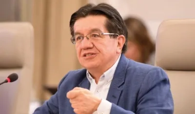 El Ministro de Salud, Fernando Ruiz.