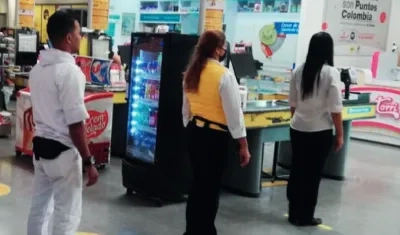 Se mantiene horario especial para adultos mayores, mujeres embarazadas y personas con discapacidad. 