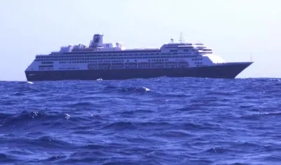 El crucero aproximándose a la Isla de San Andrés.