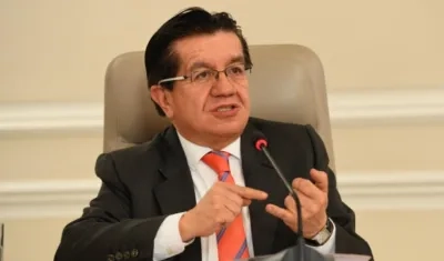 Fernando Ruiz, ministro de Salud.