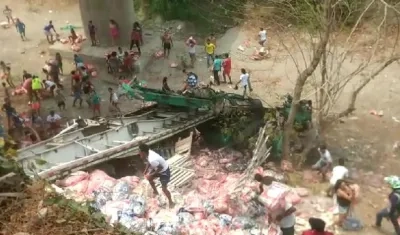 Robo del arroz de la tractomula.