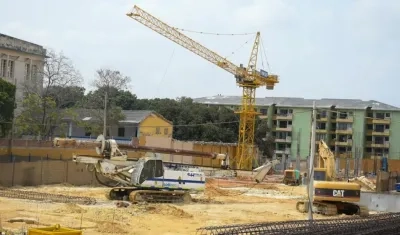 Las construcciones están paradas en Colombia, por el confinamiento obligatorio.