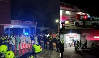 Policía Metropolitana y de Atlántico rindiendo homenaje a médicos y enfermeras.