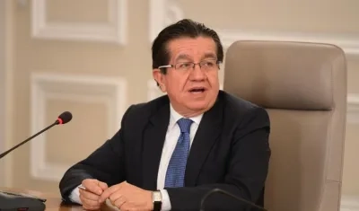 Fernando Ruiz, ministro de Salud.