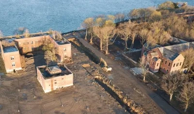 La isla de Hart se ha usado como cementerio público de la ciudad durante más de 150 años.