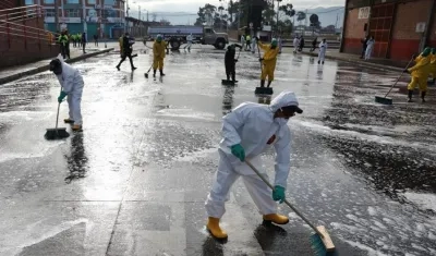 Limpieza en Corabastos este Viernes Santo.