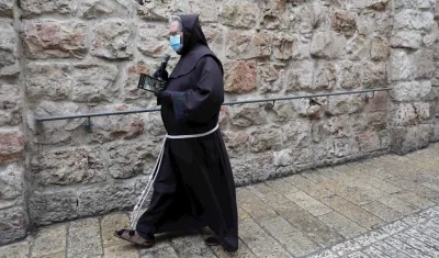 Viacrucis fue con las limitaciones impuestas para evitar la propagación de la Covid-19.