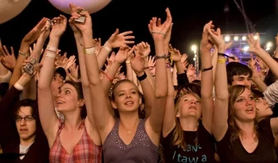 Asistentes disfrutando durante una edición del festival.