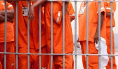 Varios reos fueron liberados de manera preventiva ante riesgo del Covid-19 en Estados Unidos.