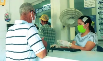 SuperGiros, cumpliendo con protocolos de atención a los clientes.