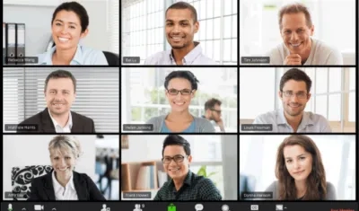 Monitor con conferencia por Zoom