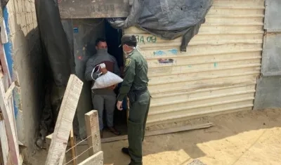 Entrega de mercados.