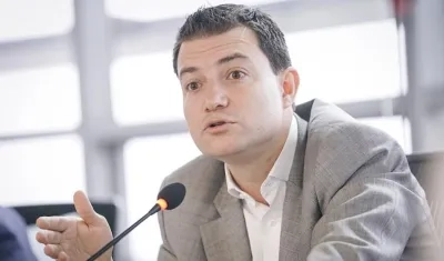 Carlos Felipe Córdoba Larrarte, Contralor General de la República.