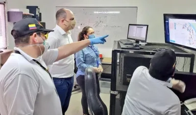 El Gerente del AMB, Libardo García, monitoreando el cumplimiento de las medidas.