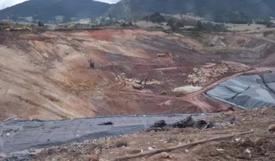 El deslizamiento ocurrido en las últimas horas está lejos de tener las proporciones del ocurrido en 1997, 