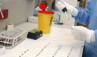 La firma indicó que espera tener para finales de mayo datos de un segundo estudio de evaluación de la eficacia de dosis de cinco y diez días en pacientes con Covid-19 moderada.