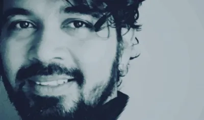 El escritor Javier Saltarín.