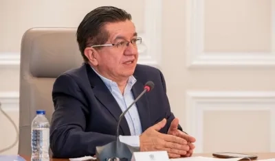 Fernando Ruiz, ministro de Salud.