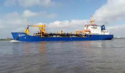 La draga Hang Jun 5001.