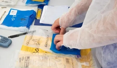  Las cifras suponen un aumento diario de más de 80.000 contagios y de 6.000 muertes.