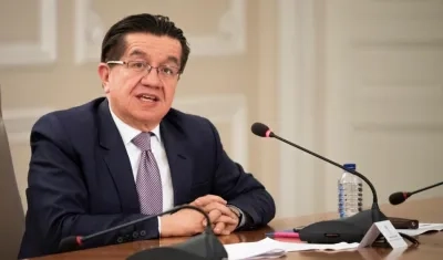 Fernando Ruiz, ministro de Salud.