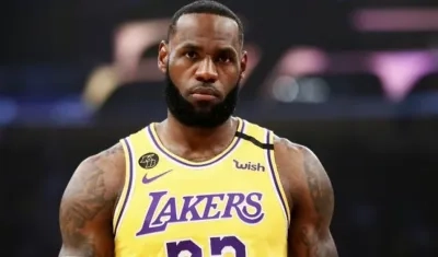 LeBron James, basquetbolista.