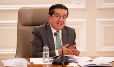 Fernando Ruiz Gómez, ministro de Salud.