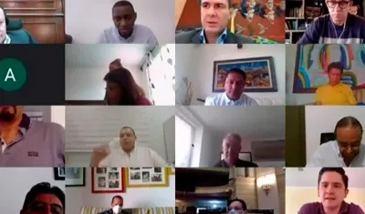 Imágenes de la sesión de la Cámara.