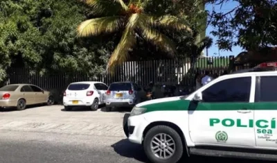 El cadáver de la mujer fue llevado a Medicina Legal.