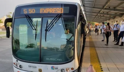 Transmetro hace un llamado a empresas a modificar horarios.