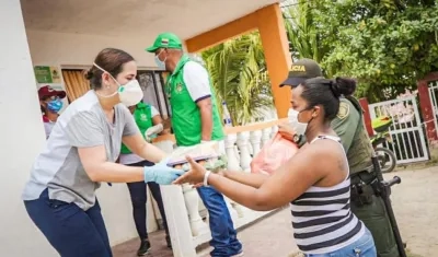 Entrega de canastas alimentarias será verificado en el Atlántico por la Directora del ICBF.