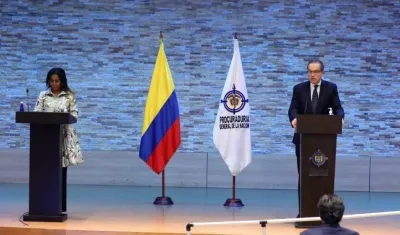 La Ministra de Cultura y el Procurador General.