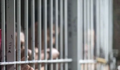 El hombre fue asegurado en centro carcelario.