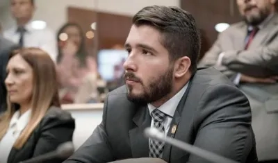 Representante Jose Luis Correa