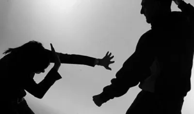 El hombre habría maltratado a su mamá. 