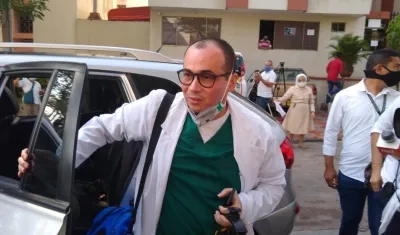 s el médico José Julián Buelvas Díaz, el intensivista que recibió amenazas de muerte.