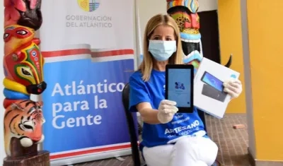 La Gobernadora Elsa Noguera, presidiendo el acto.