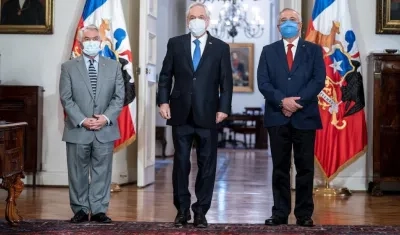 Enrique Paris, Sebastián Piñera y Jaime Mañalich.