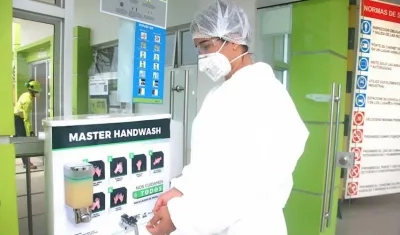 Los establecimientos deben contar con dispositivos de bioseguridad.