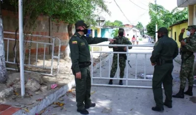 Cierre de cuadras en barrios de mayor contagios en Soledad.