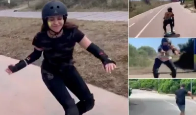 La barranquillera montando patineta.