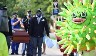 La parodia de los personajes.