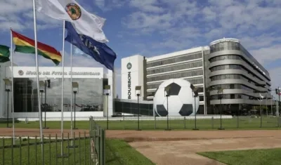 Fachada de Conmebol.