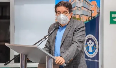 El Ministro de Salud, Fernando Ruiz.