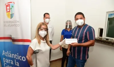 Entrega de ayudas a los mototaxistas.