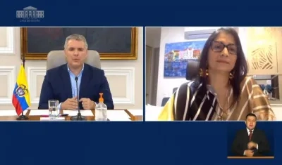 Presidente Iván Duque en diálogo con presidenta de Acopi.